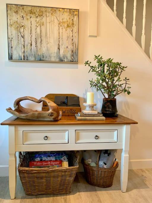 Renovated Miner'S Cottage - Family & Dog Friendly Abertillery 외부 사진